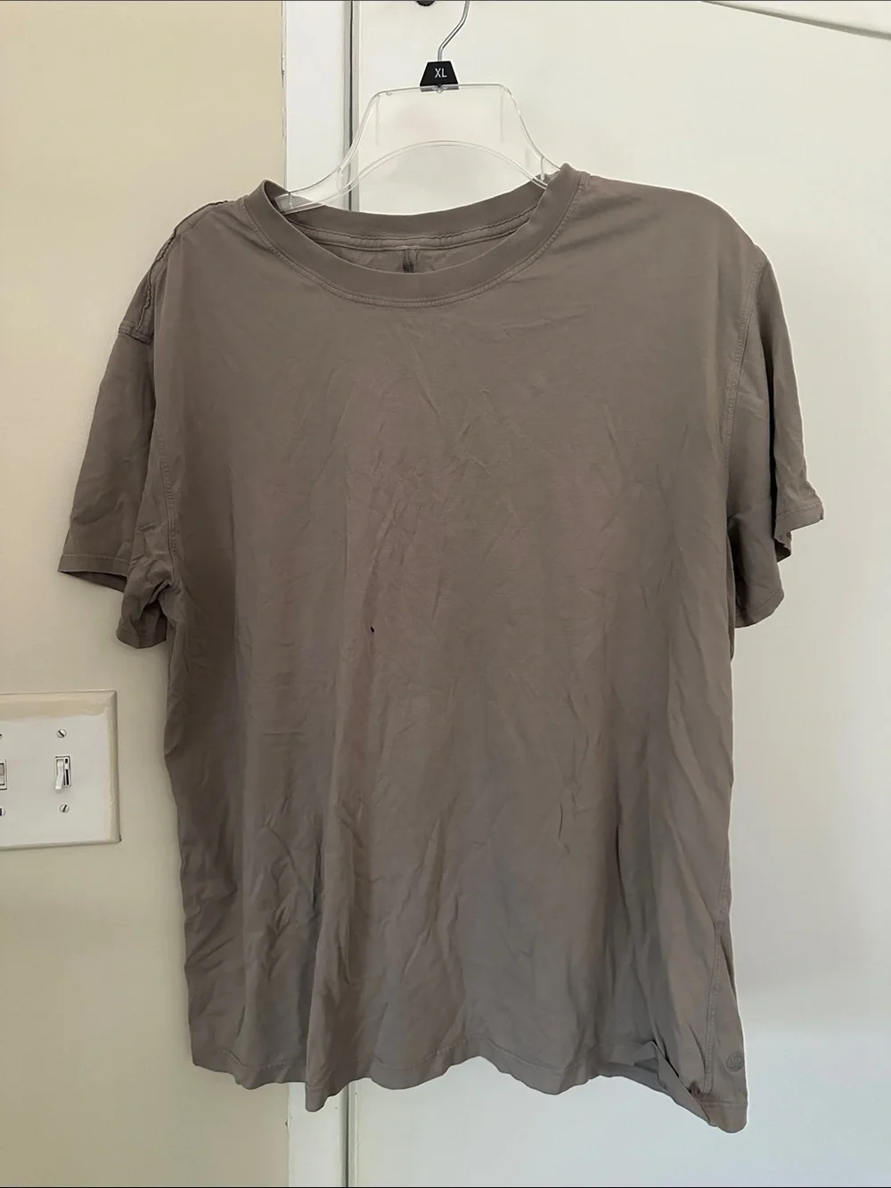 Lululemon Crew Neck T-Shirt in Taupe